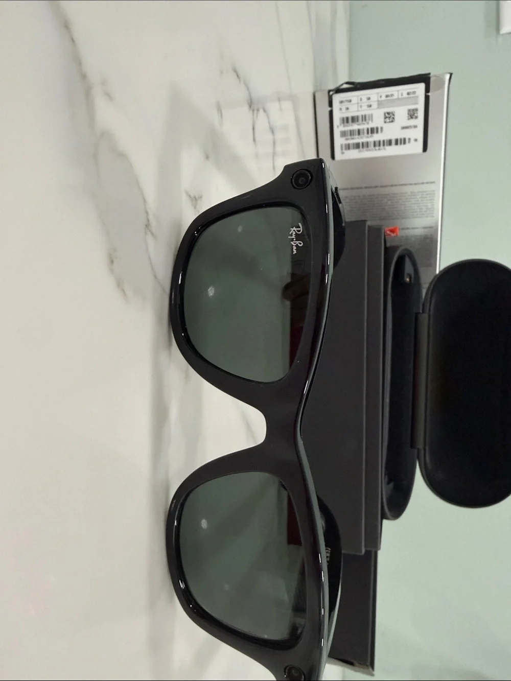 Ray-Ban Stories Wayfarer Smart Glasses RW4002 Black G-15 Green EUC